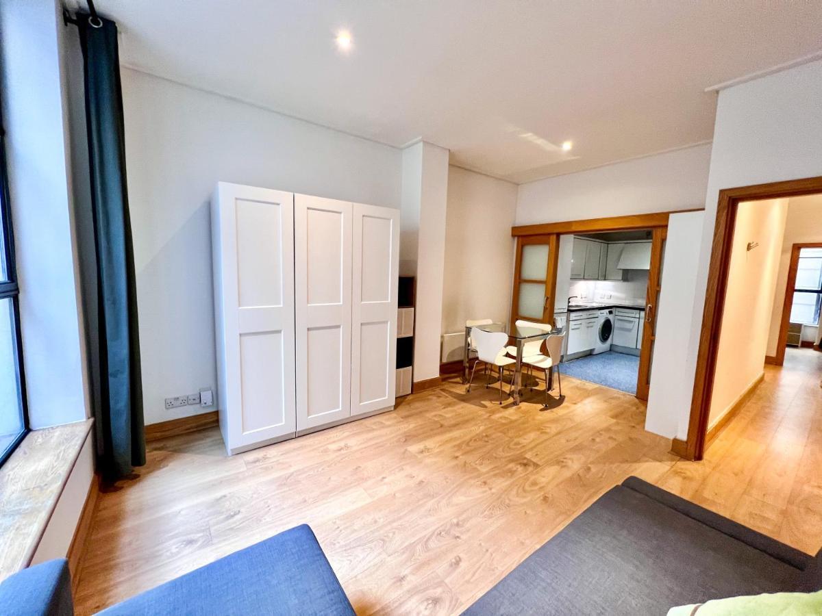 Superior Entire Apartment Between St Pauls Cathedral And Covent Garden Londýn Exteriér fotografie