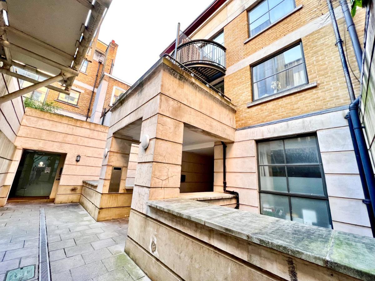 Superior Entire Apartment Between St Pauls Cathedral And Covent Garden Londýn Exteriér fotografie